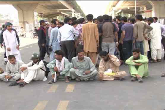 Blind protesters form factions after talks, group insists continuing protest