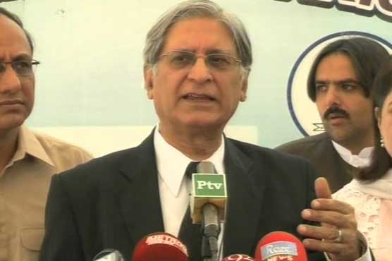 How authorities concluded Rs230 bn corruption figure in Sindh, asks Aitzaz Ahsan