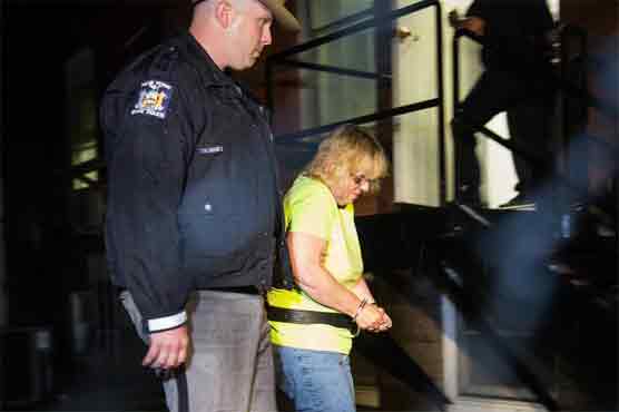 US prison worker pleads not guilty to helping killers escape 