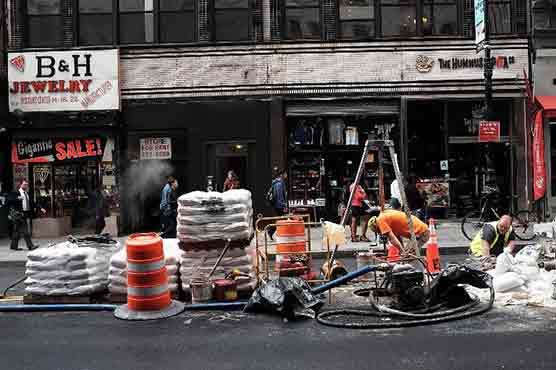 US data better, but Fed likely to hold off on rate rise 