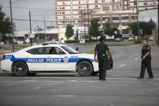Suspect dead after gun, bomb attack on Dallas police HQ