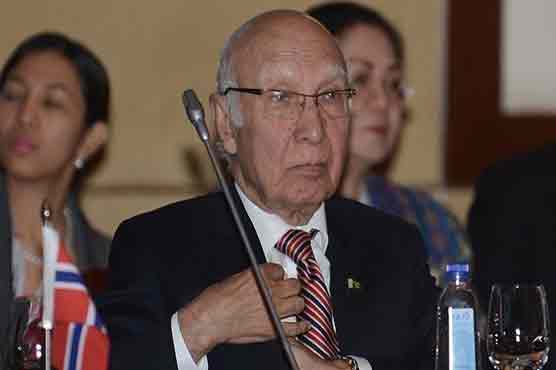 Pakistan wants to resume dialogue with India on Kashmir, water issue: Sartaj Aziz