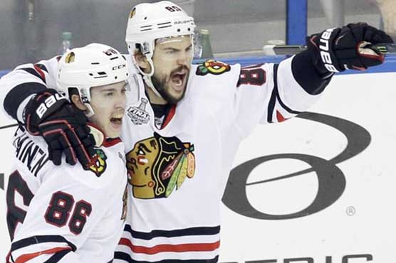 NHL: Blackhawks clinch first title at home since 1938