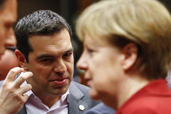 Euro shakes off Greece woes in Asia, Fed meeting in focus