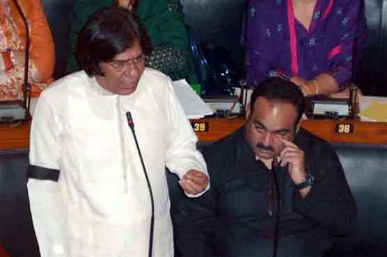 Rauf Siddiqui lashes out at govt in Sindh Assembly