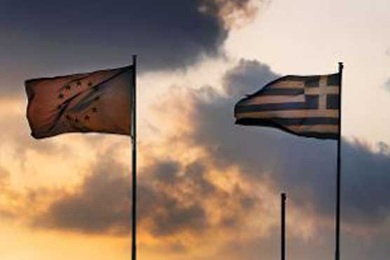 Greece hopeful of last-ditch deal despite default warnings