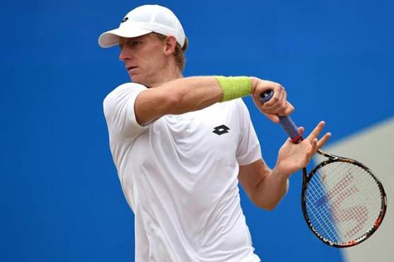 Anderson powers into Queen's final, Murray delayed