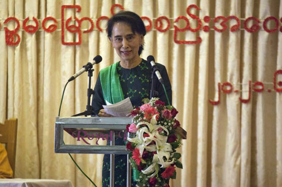 Suu Kyi turns up heat as Myanmar starts charter debate
