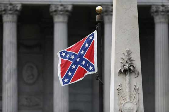 US retailers pull Confederate flag after church attack 