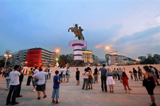 Greece, Macedonia work to solve name row