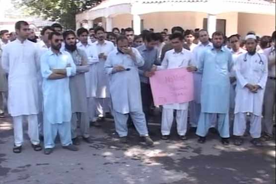 Doctors protest against torture in Peshawar 