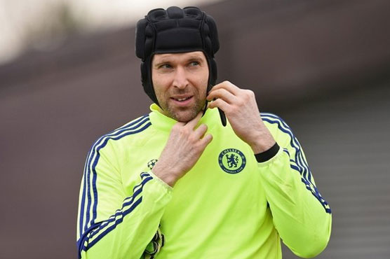 Football: Chelsea great Cech 'hungry for success' after Arsenal move