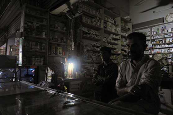 Unannounced power outages continue, several areas report low voltage in Balochistan