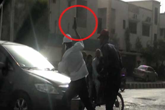 'Sikandar drama' from Islamabad replayed in Karachi