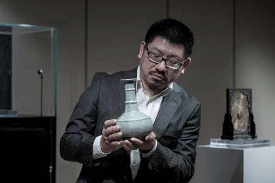 Ancient Chinese vase set to fetch $7.7 mn in Hong Kong