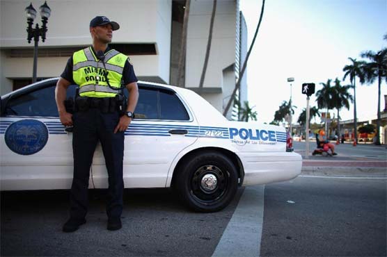 Armed trio in $4 mn US highway robbery: report