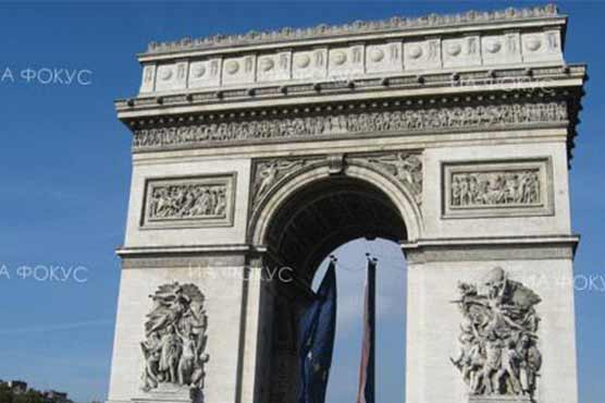 France issues warrants for 3 suspects in 1982 Jewish restaurant attack