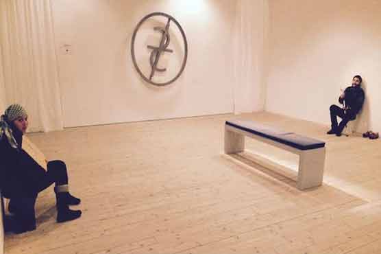 Swedish art museum uses Romanian street beggars as props