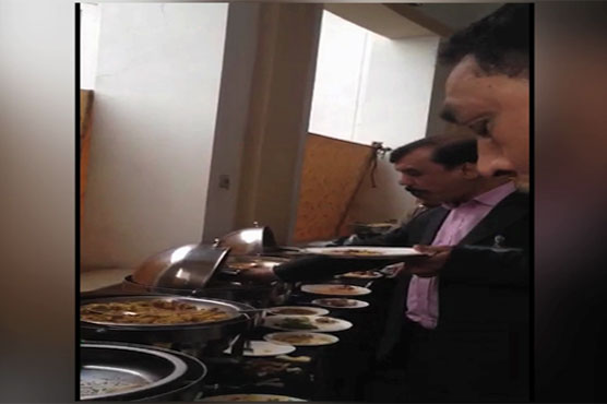 Senate elections: PML-N MPAs enjoy scrumptious breakfast in PA