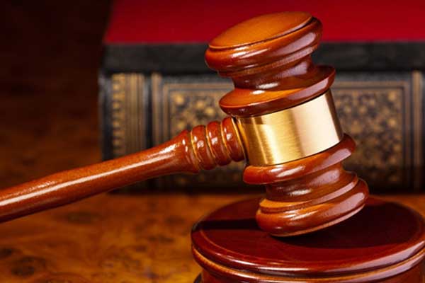 US murderer escapes death as jury hung