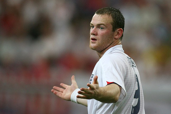 Football: Rooney eyes Cup glory