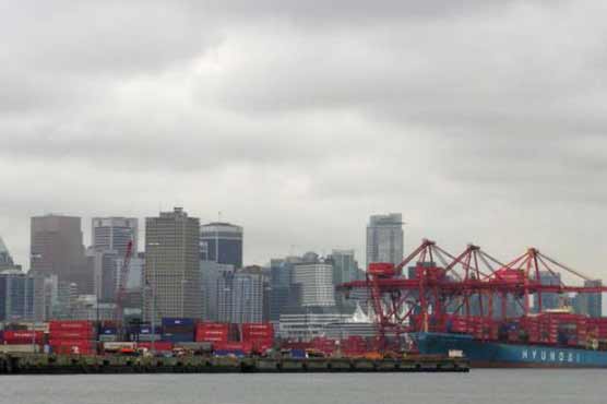 Canada trade deficit widens to second largest ever