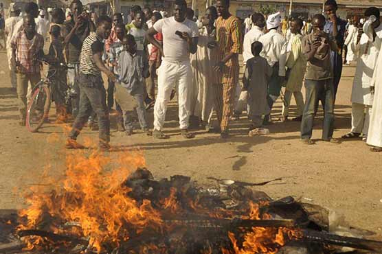 At least 33 killed in northeast Nigeria bomb attacks