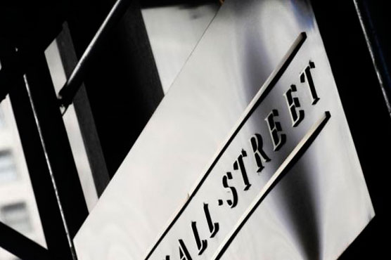 US stocks edge higher; steadying after Friday's big sell off