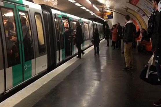 Football: Five men summonsed over Paris Metro racism