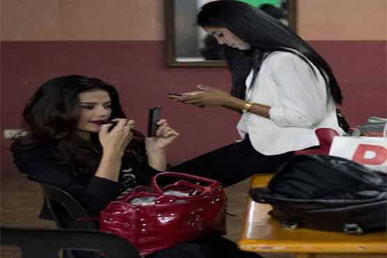 Philippine Cinderellas beat poverty, seize world stage