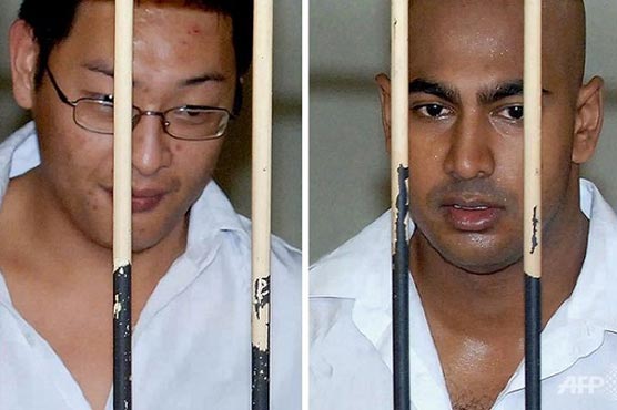 Australia offers to pay for Bali pair's jail time if spared
