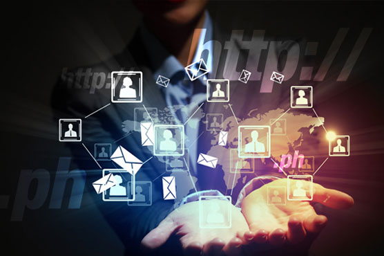 Cuba allows rare free public Wi-Fi at Havana cultural center