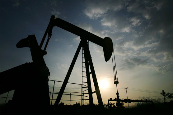 Oil price will likely fall further, global agency says