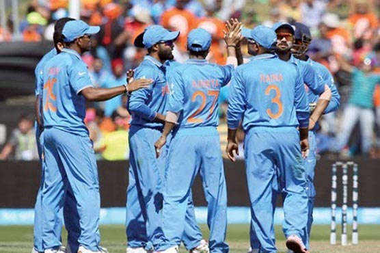 India win toss and put Zimbabwe into bat