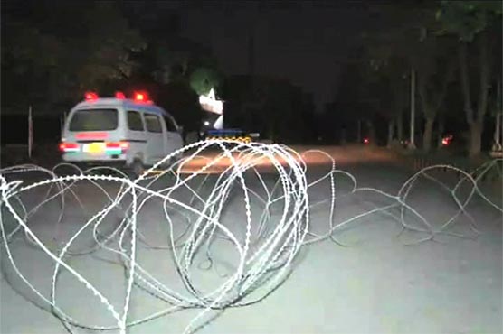 Road mishap leaves two dead, four injured in Multan