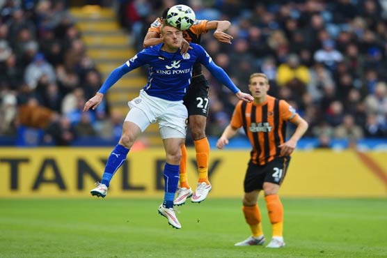 Leicester held 0-0 by 10-man Hull in Premier League
