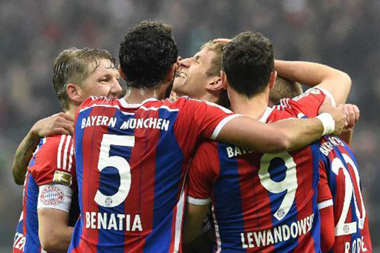 Football: Bayern cap perfect week with Bremen bashing