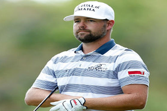 Golf: Bogey-free Moore grabs one-shot lead over Spieth