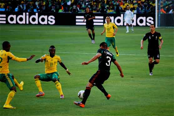 South African clubs disappoint at home