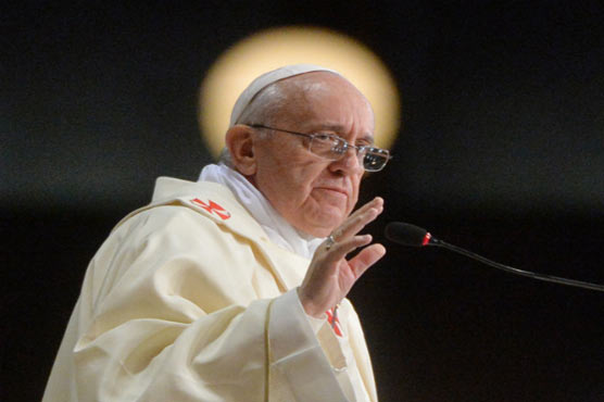 Pope calls for an end to persecution of Christians