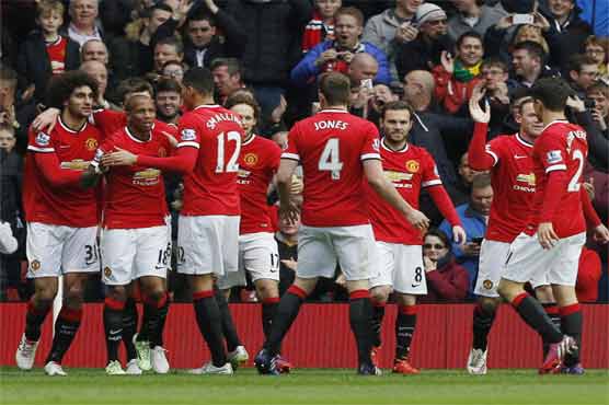 Football: Rooney adds punch to United's show of strength
