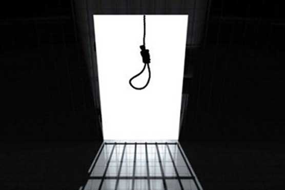 Pakistan executes 10 death-row prisoners: officials 