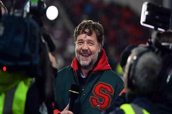 Football: Crowe won't rule out Leeds takeover