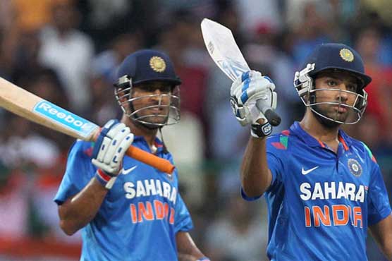 Dhoni open up over run-hungry Rohit 