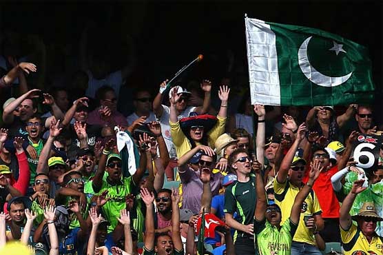 What a job! Pakistan, Australia fans enjoy fab Friday 