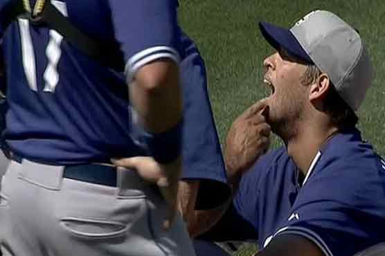 Baseball: Dodgers ace Kershaw takes line drive to face