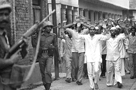 India court clears 16 police of killing Muslims in 1987