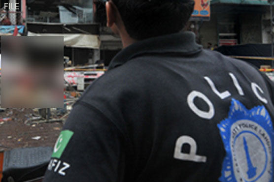 Motorcyclists thrash police constable in Lahore