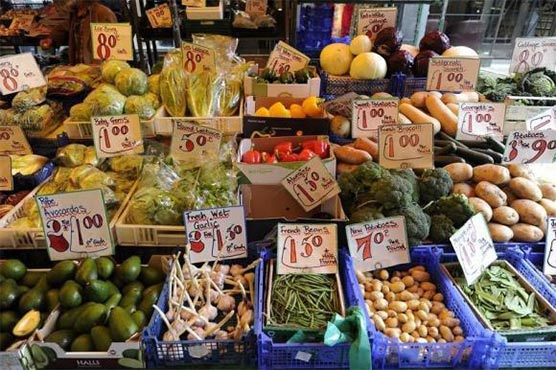 Britain sees no inflation in Feb for first time on record