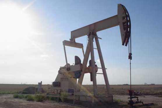 Oil prices mixed in Asia before US stockpiles data